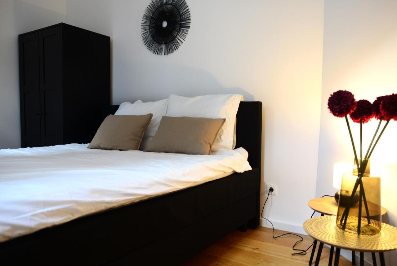 National Aparthotel *